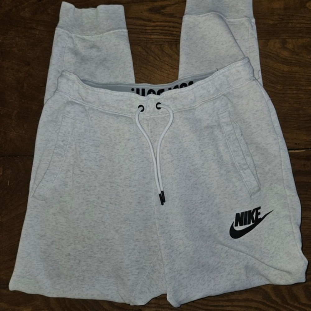 Nike Sportswear Women Oatmeal Heather Grey Just Do It Fleece Jogger Pants Small - Picture 3 of 8